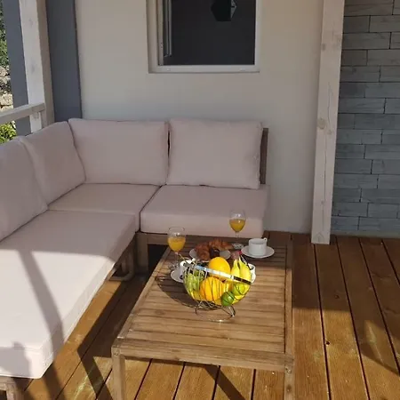 Jacuzzi Holiday House Ferienhaus *