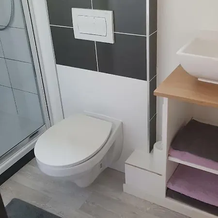 Ferienhaus Jacuzzi Holiday House *