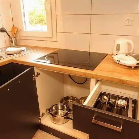 Ferienhaus Jacuzzi Holiday House Tisno